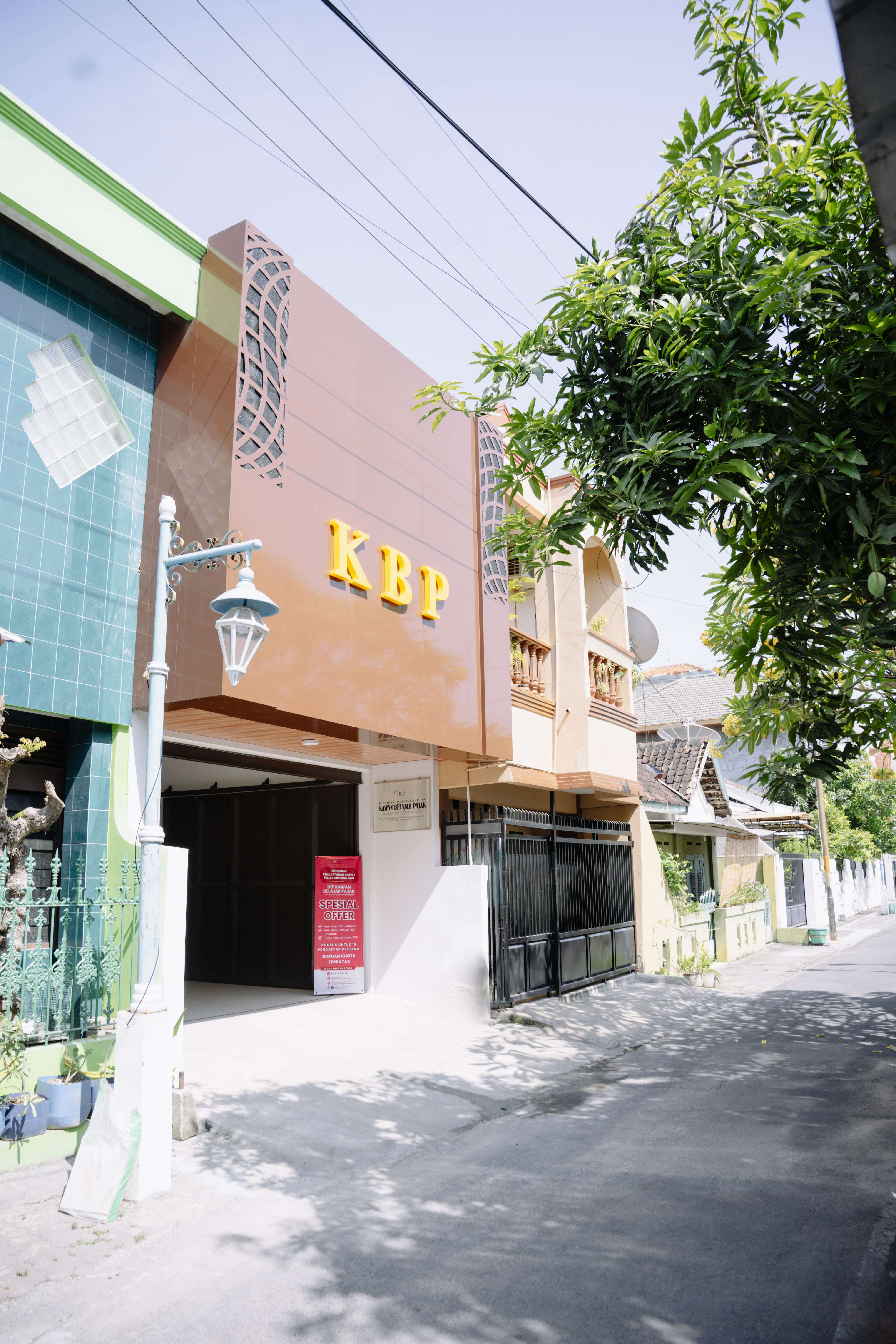 gedung_depan