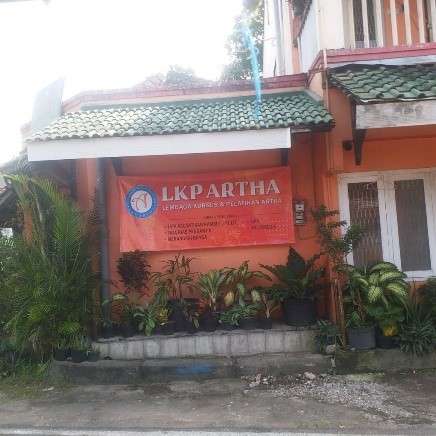 gedung_depan